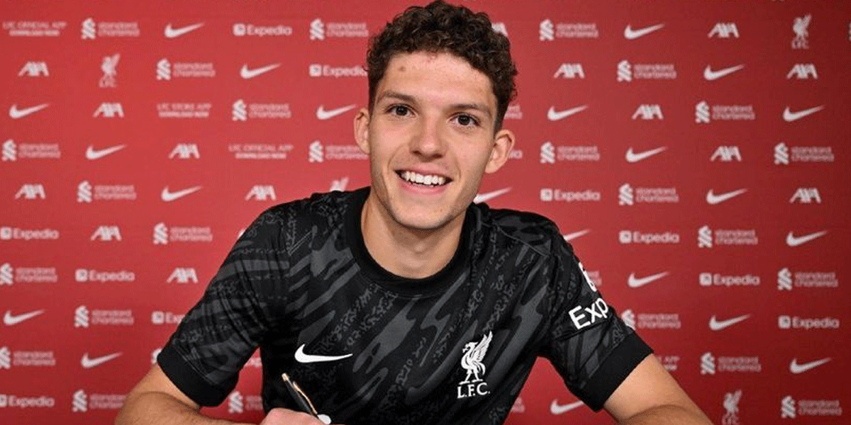 Liverpool Boyong Kiper Muda Hungaria, Armin Pecsi Jadi Amunisi Baru