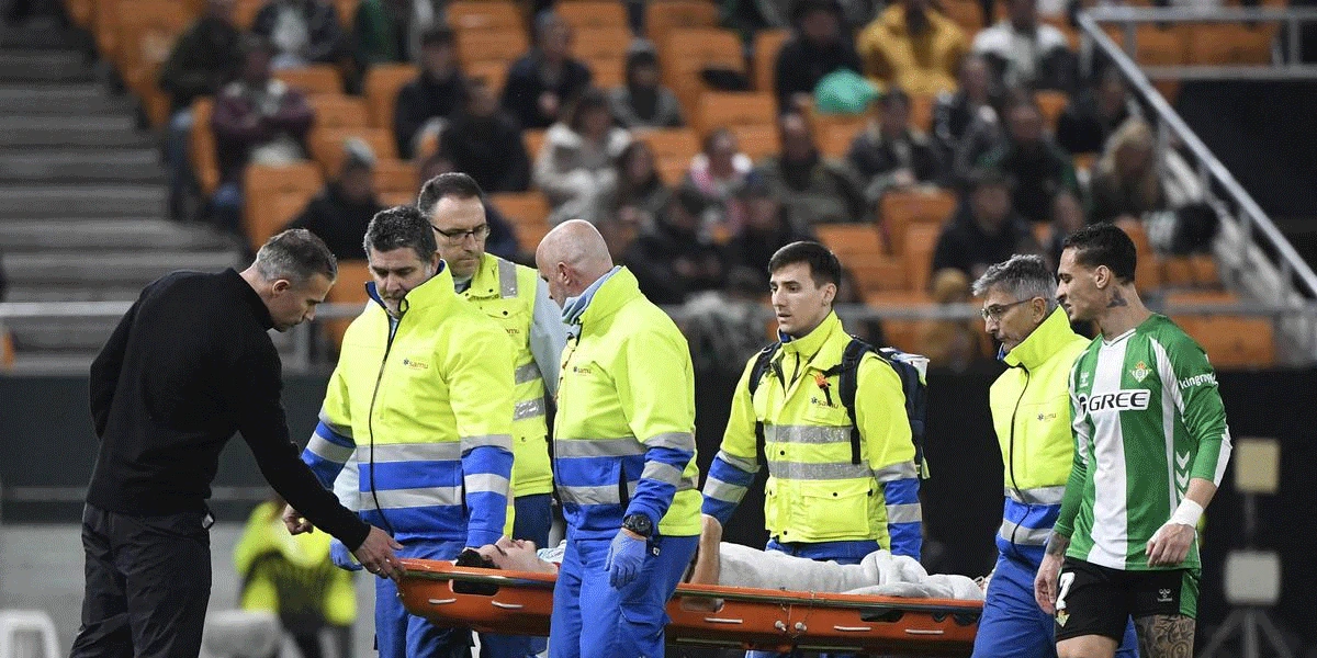 Malam Menyayat Hati Robin van Persie Saksikan Putranya Cedera Parah